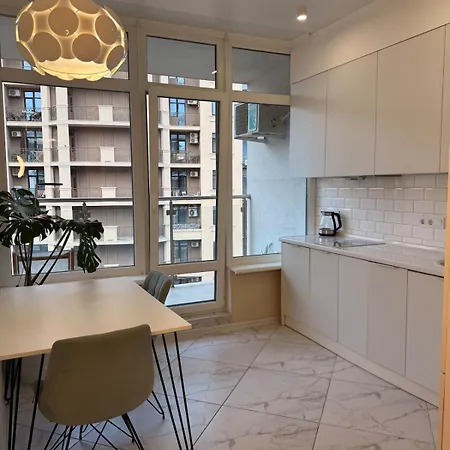 стильная с большой террасой 36 жемчужина Apartmán *